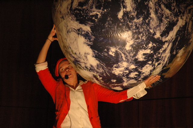 Doelwit Vervloekt Masaccio Giant inflatable sphere: creëer een universum in een opblaasbal