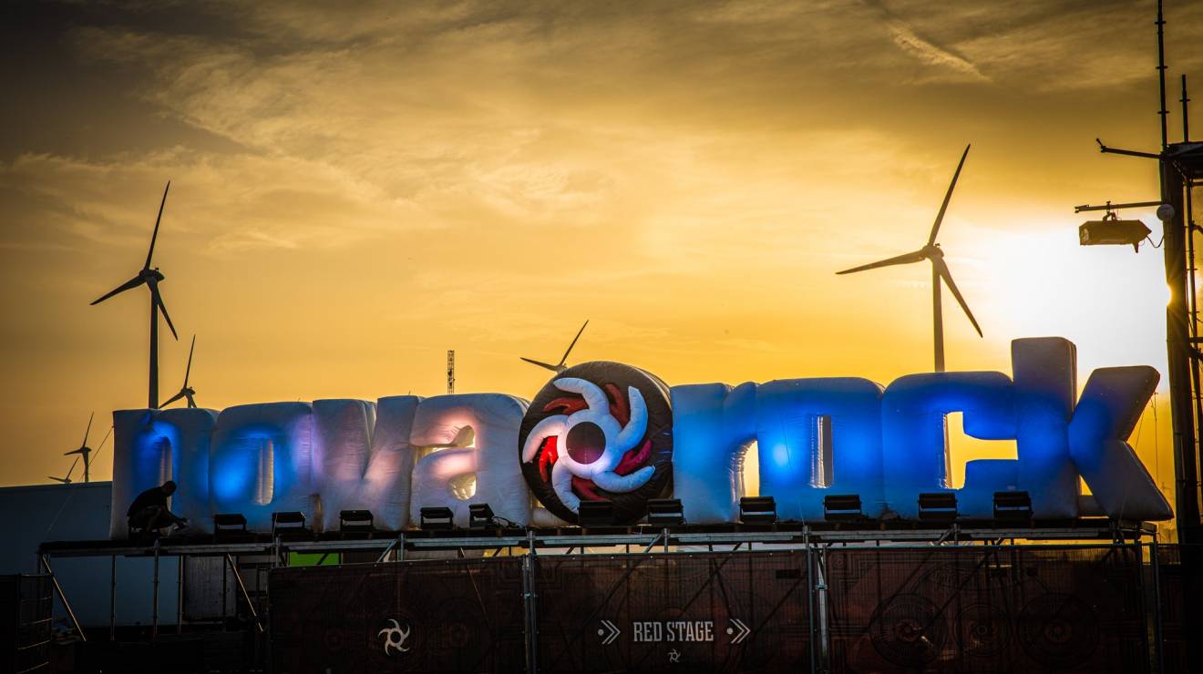 Giant inflatable logos inflatable logo Novarock and letters of the largest Rock Festival in the Austrian city of Nickelsdorf  X-Treme Creations