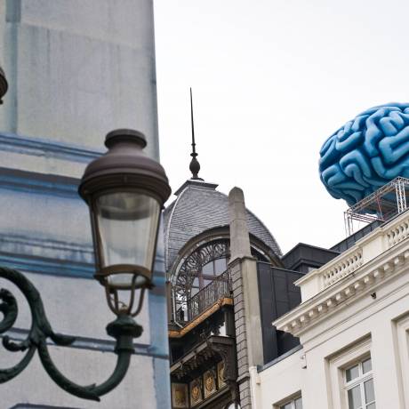 Art and Design Art and marketing come together Inflatable brain as roof top visibility for instruMENTAL during Nightfever produced and installed for the company Artonaut owned by artists Chris Christoffels and José Roland X-Treme Creations