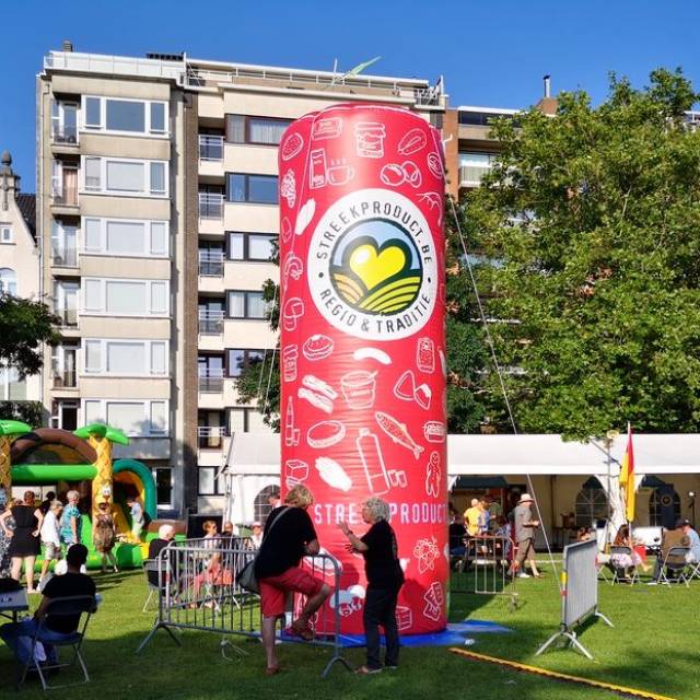Inflatable  column blow-up column of 6 meter high with permanent fan Vlam branded  X-Treme Creations