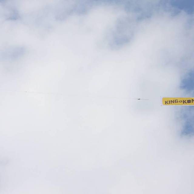 Large format print sublimation textiles flag fabric 150 grm sublimated King and Kong being pulled by an airplane for a Telenet guerilla animation  X-Treme Creations