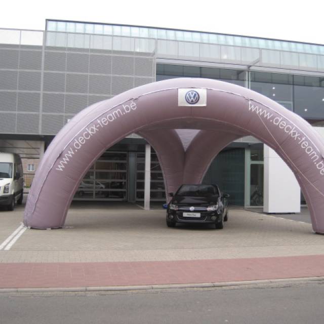 Giant inflatable tents inflatable tent with 3 legs called arcadome for car launch at Deckx VW outlet X-Treme Creations