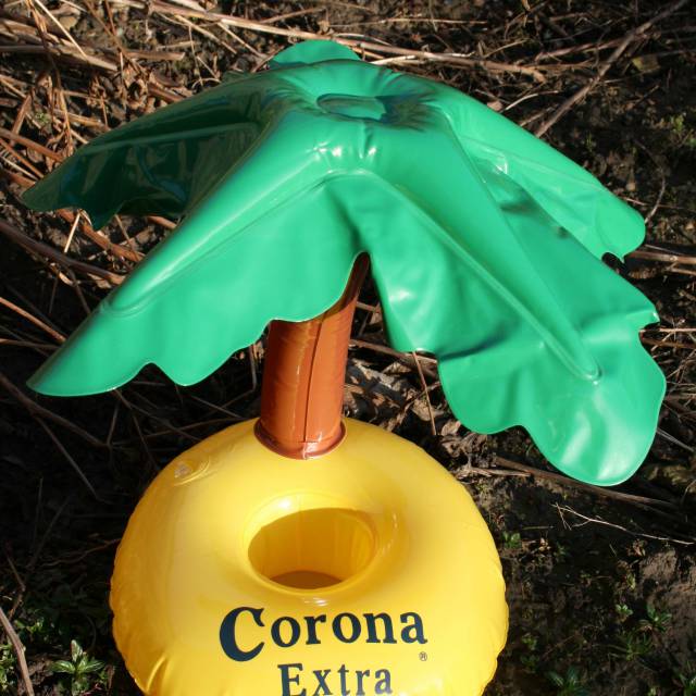 Miniature airtight inflatable gadgets luchtdicht opblaasbaar eiland en palmboom voor gekoelde Corona-bierflesjes X-Treme Creations