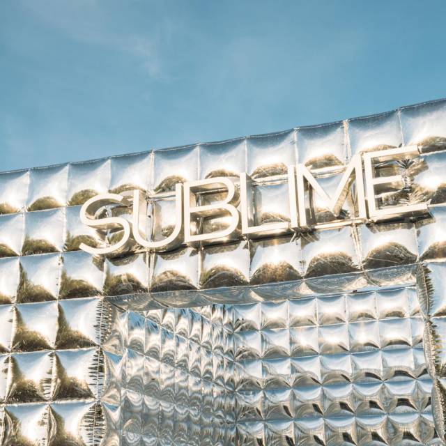 X-Treme Creations Sublime is an American luxury perfume brand by Tory Burch