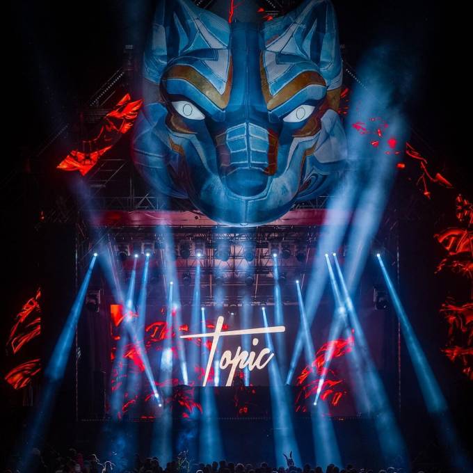 Large inflatable promotional material | X-Treme Creations durable inflatable wolf head used for the 5th year as eyecatcher for a small Transylvanian stage during Untold Festival Events  & Festivals  &  UNTOLD Festival Leisure Expert Group / 250K X-Treme Creations